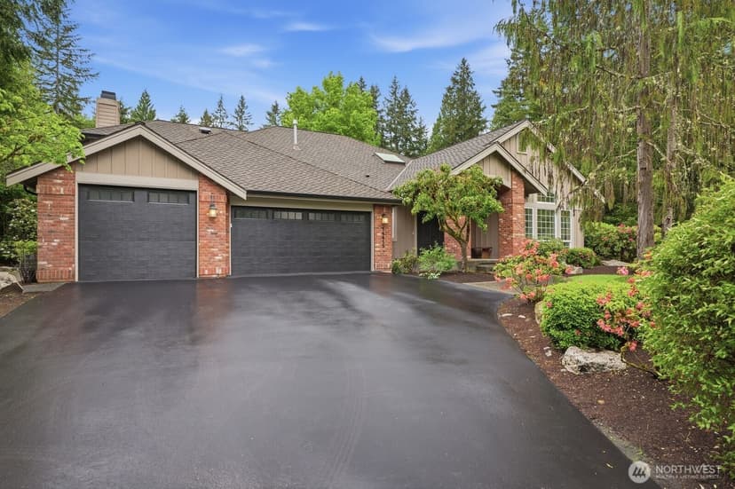 Property photo for 14415 221st Avenue NE, Woodinville photo 3