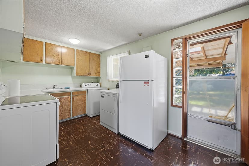 Property photo for 21606 54th Avenue W, Mountlake Terrace photo 12