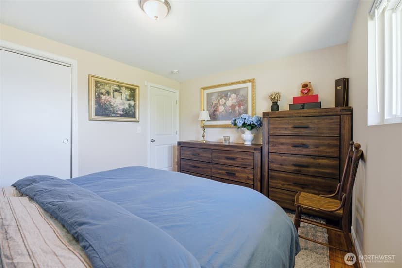 Property photo for 10103 SE 206th Street, Kent photo 13