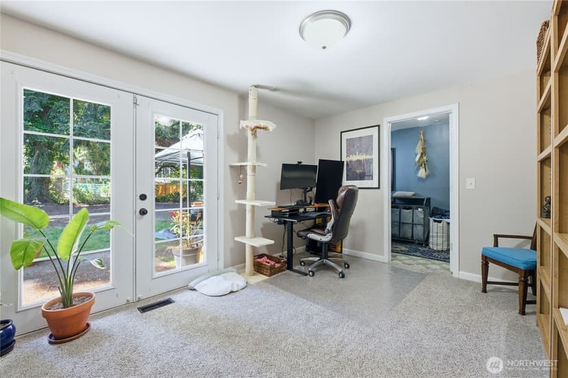 Property photo for 10103 SE 206th Street, Kent photo 11