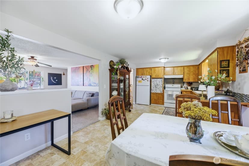 Property photo for 10103 SE 206th Street, Kent photo 10