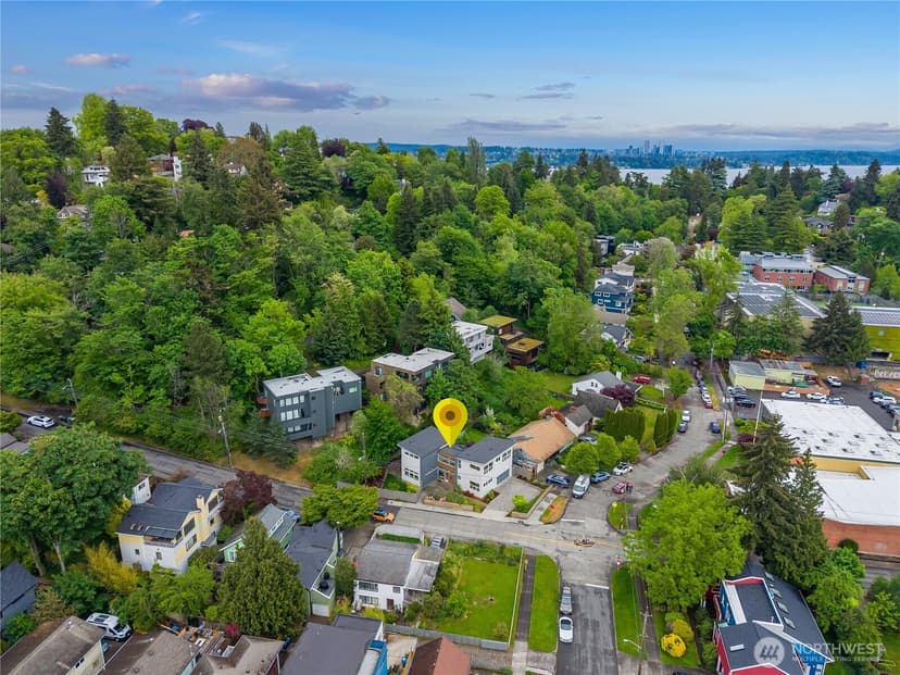 Property photo for 3200 E Republican Street, Seattle photo 35