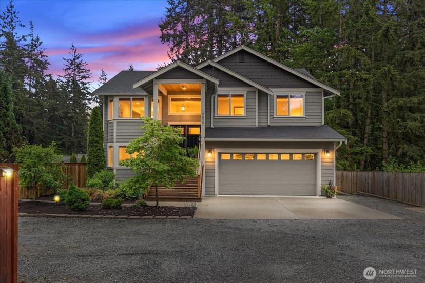 Property photo for 19827 Cypress Way Way, Lynnwood
