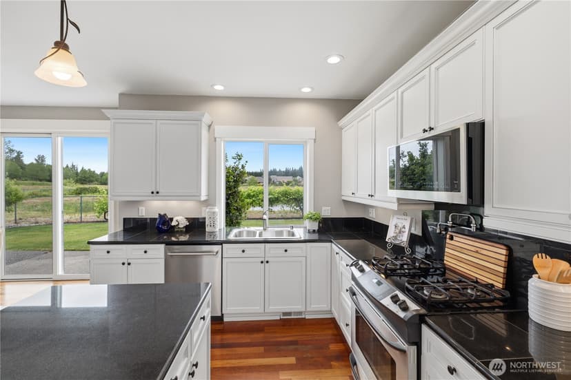 Property photo for 21503 29th Street E, Lake Tapps photo 9