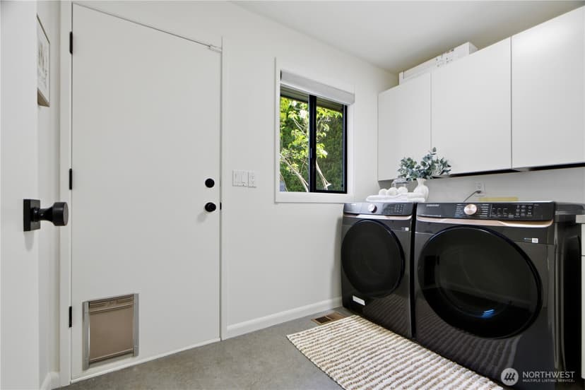 Property photo for 9354 California Drive SW, Seattle photo 27