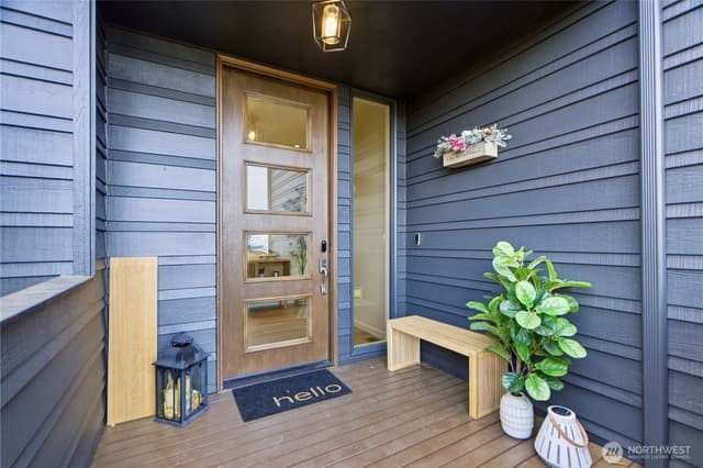 Property photo for 9354 California Drive SW, Seattle photo 3