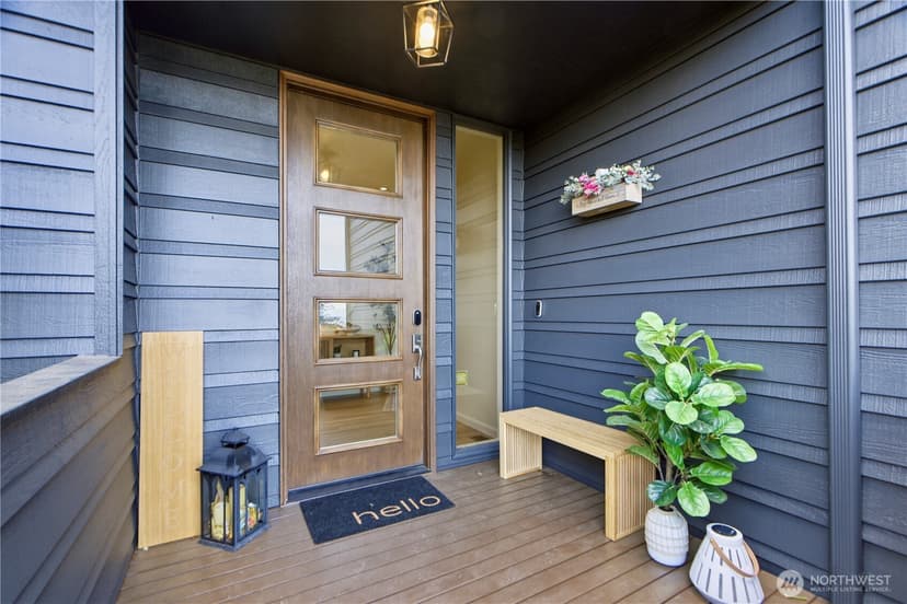 Property photo for 9354 California Drive SW, Seattle photo 3