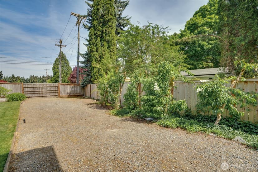 Property photo for 1204 Coral Drive, Fircrest photo 32