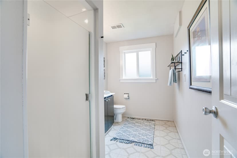Property photo for 1204 Coral Drive, Fircrest photo 28