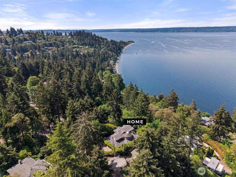 Property photo for 15889 25th Avenue SW, Burien photo 4