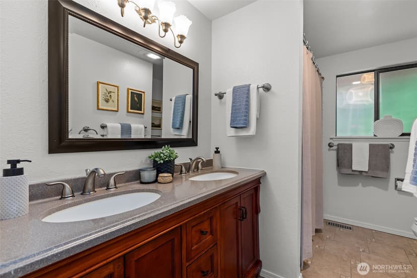 Property photo for 15811 20th Place W, Lynnwood photo 16