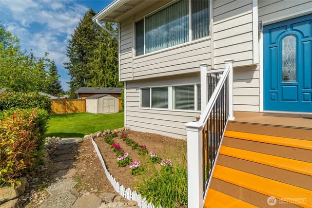 Property photo for 20915 80th Place W, Edmonds photo 3
