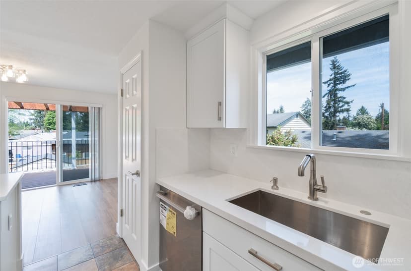 Property photo for 20915 80th Place W, Edmonds photo 15