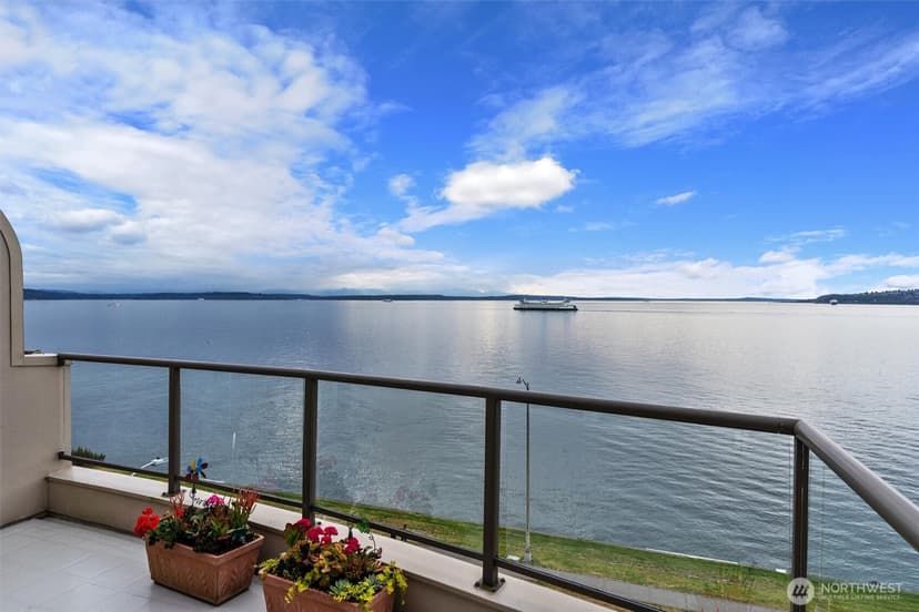 Property photo for 1210 Alki Avenue SW #601, Seattle photo 2