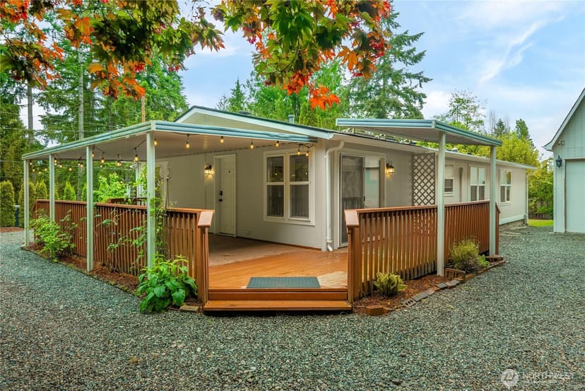 Property photo for 11814 4th Street E, Edgewood photo 37