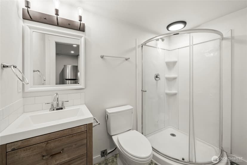 Property photo for 11814 4th Street E, Edgewood photo 33