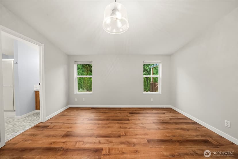 Property photo for 11814 4th Street E, Edgewood photo 16