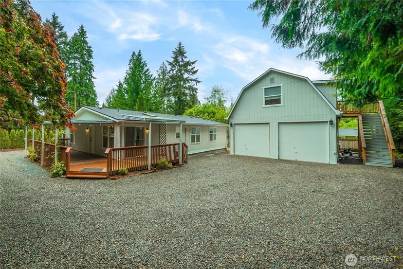 Property photo for 11814 4th Street E, Edgewood photo 24