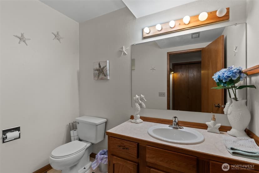 Property photo for 113 E Center Street #A3, Chelan photo 19