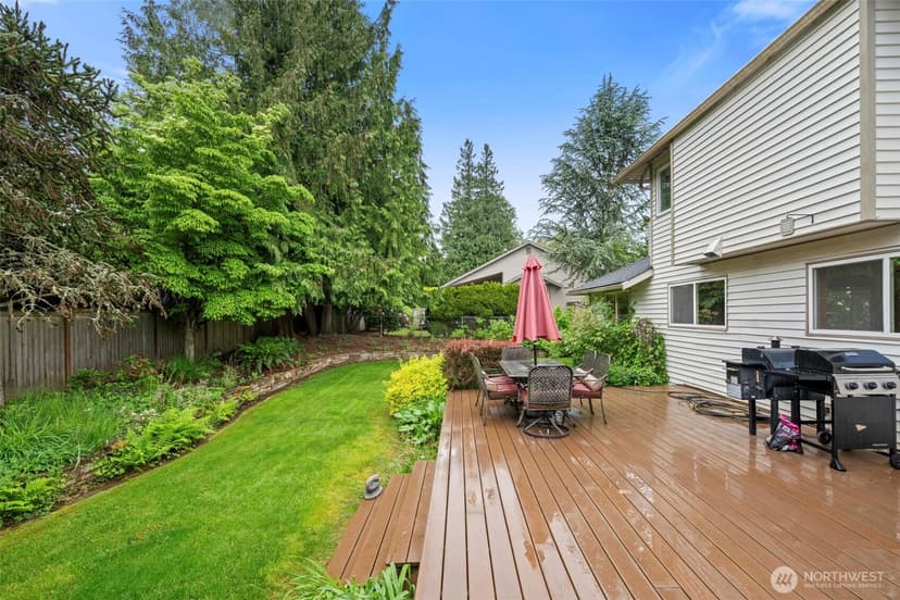 Property photo for 816 151st Place SW, Lynnwood photo 11