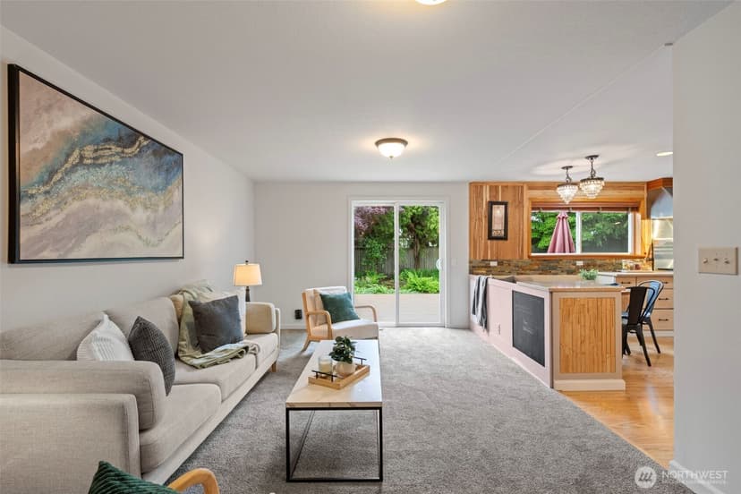 Property photo for 816 151st Place SW, Lynnwood photo 10