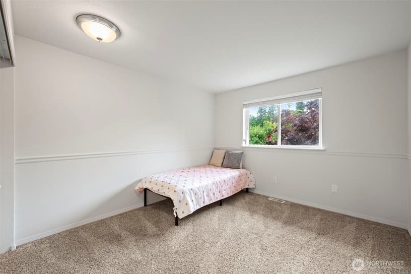 Property photo for 816 151st Place SW, Lynnwood photo 22