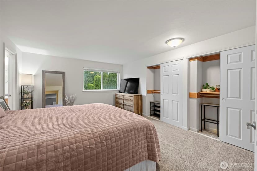 Property photo for 816 151st Place SW, Lynnwood photo 15
