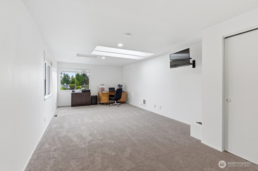 Property photo for 20712 33rd Avenue W, Lynnwood photo 17