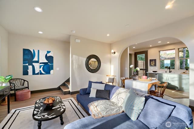 Property photo for 4586 22nd Avenue SW, Seattle photo 5