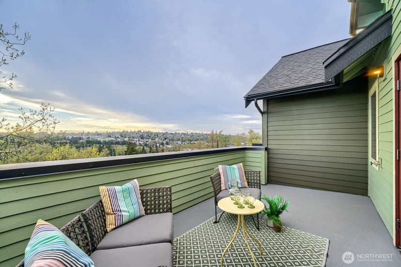 Property photo for 4586 22nd Avenue SW, Seattle photo 23