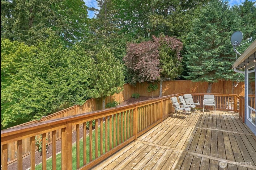 Property photo for 1404 S 290th Place, Federal Way photo 28
