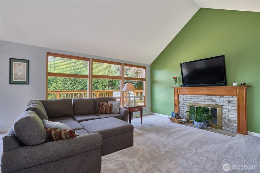 Property photo for 1404 S 290th Place, Federal Way photo 8