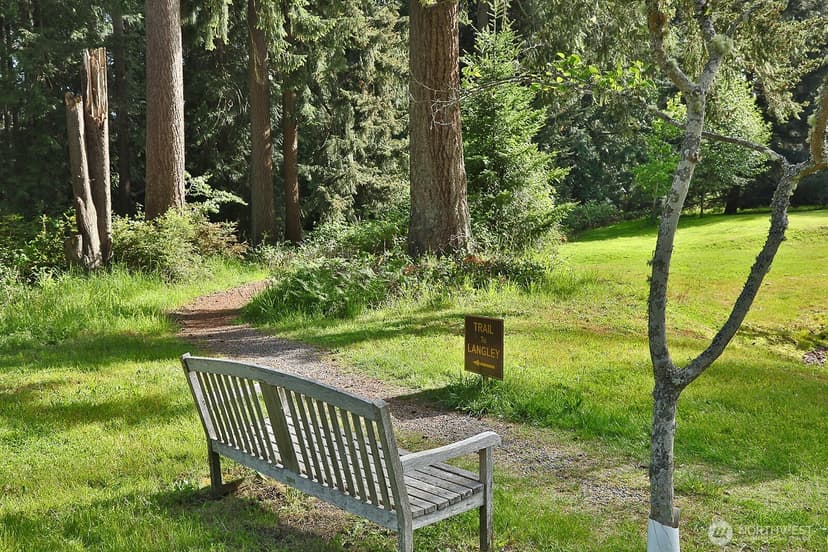 Property photo for 259 Laurel Loop, Langley photo 32