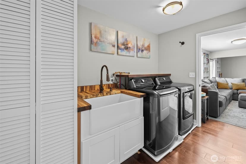 Property photo for 2015 Fremont Street, Tacoma photo 33