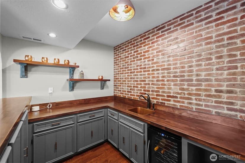 Property photo for 2015 Fremont Street, Tacoma photo 28