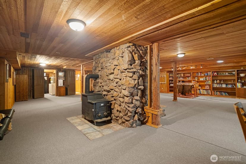Property photo for 18904 233rd Avenue NE, Woodinville photo 20