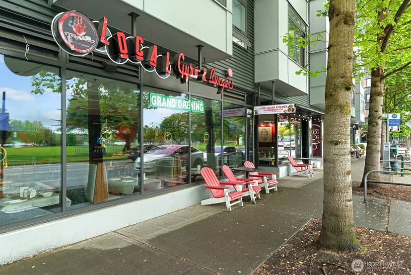 Property photo for 6557 4th Avenue NE #9, Seattle photo 23