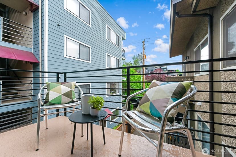Property photo for 6557 4th Avenue NE #9, Seattle photo 5