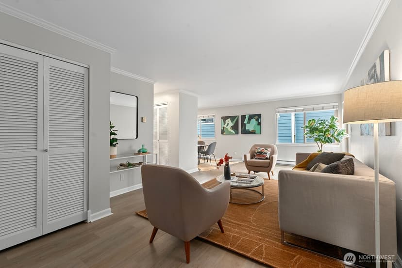Property photo for 6557 4th Avenue NE #9, Seattle photo 2