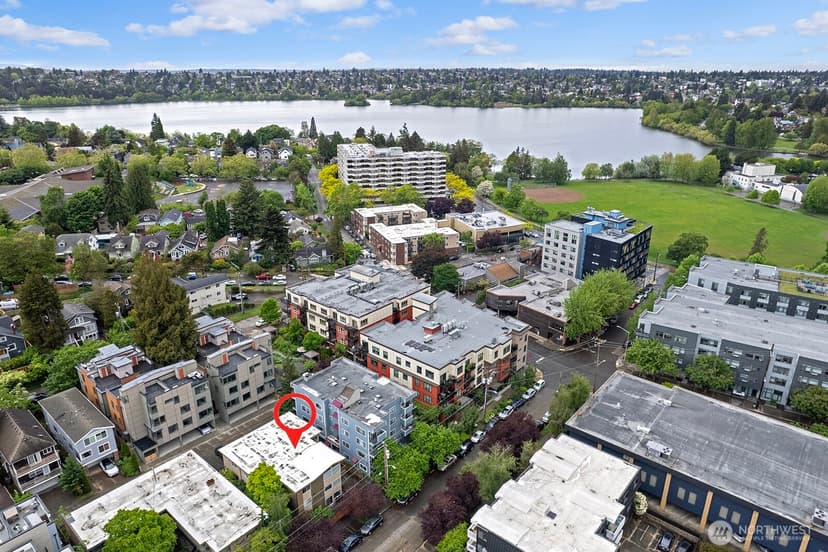 Property photo for 6557 4th Avenue NE #9, Seattle photo 19