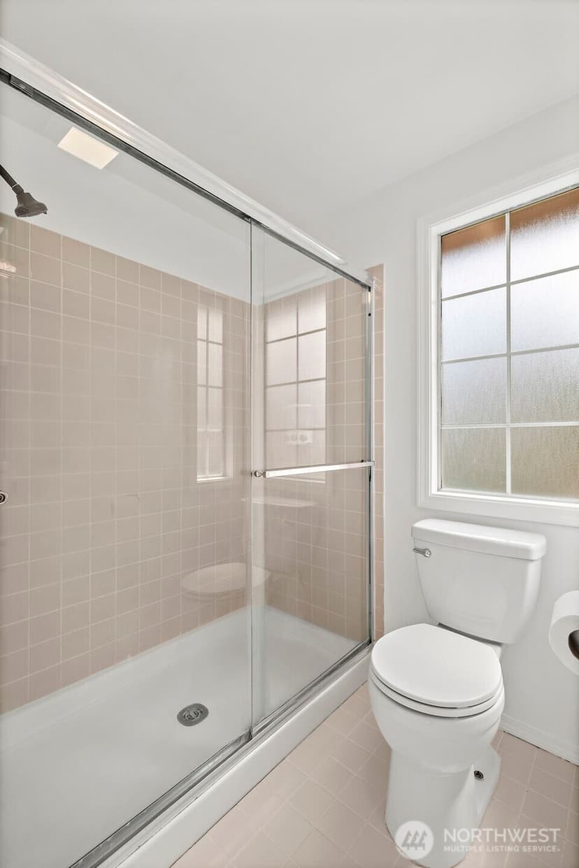 Property photo for 9219 S 237th Place, Kent photo 21