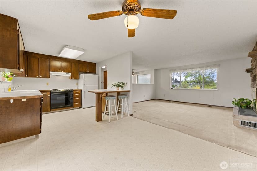 Property photo for 4508 Military Road E, Tacoma photo 9