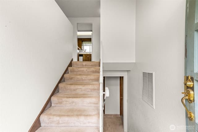Property photo for 4508 Military Road E, Tacoma photo 4