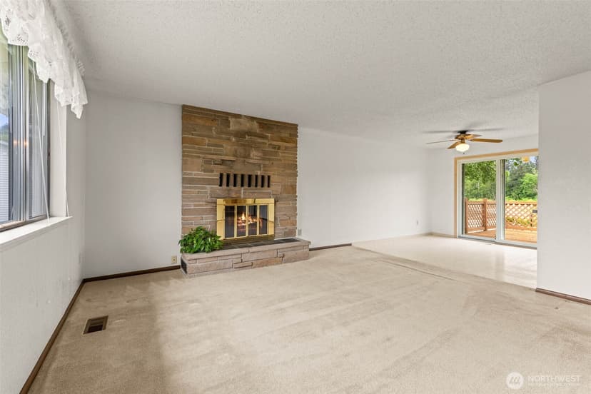 Property photo for 4508 Military Road E, Tacoma photo 6