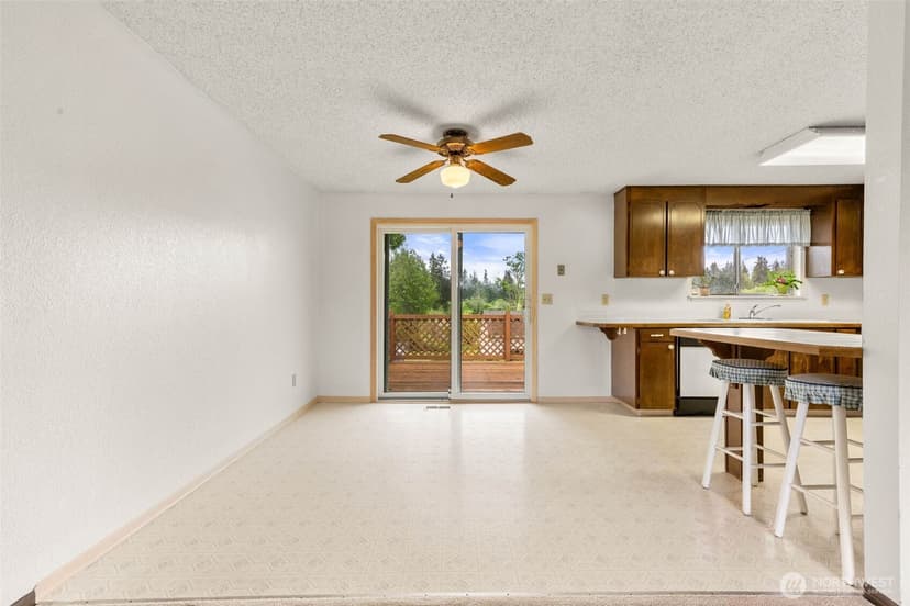 Property photo for 4508 Military Road E, Tacoma photo 10
