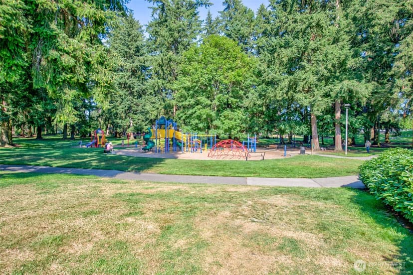 Property photo for 16608 NE 9th Street, Bellevue photo 29