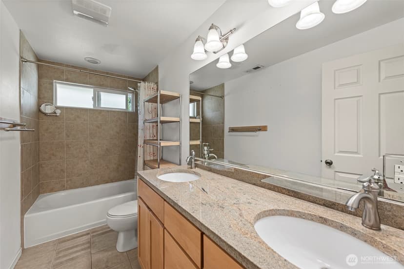 Property photo for 16608 NE 9th Street, Bellevue photo 18