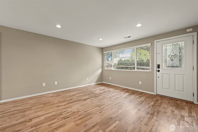 Property photo for 16608 NE 9th Street, Bellevue photo 6