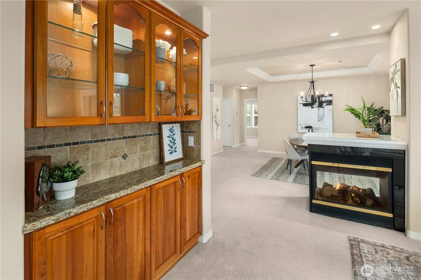 Property photo for 4406 Providence Point Place SE #302, Issaquah photo 8