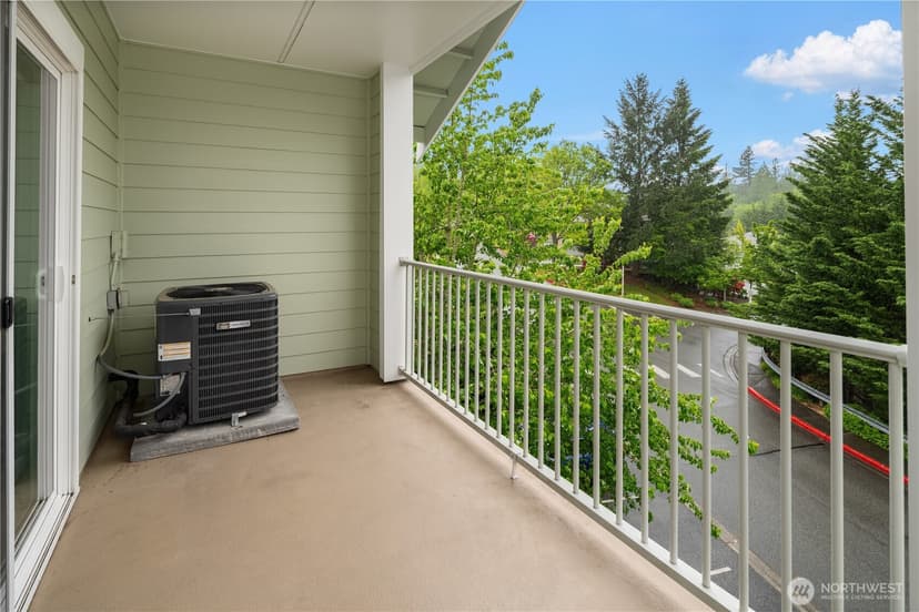 Property photo for 4406 Providence Point Place SE #302, Issaquah photo 23